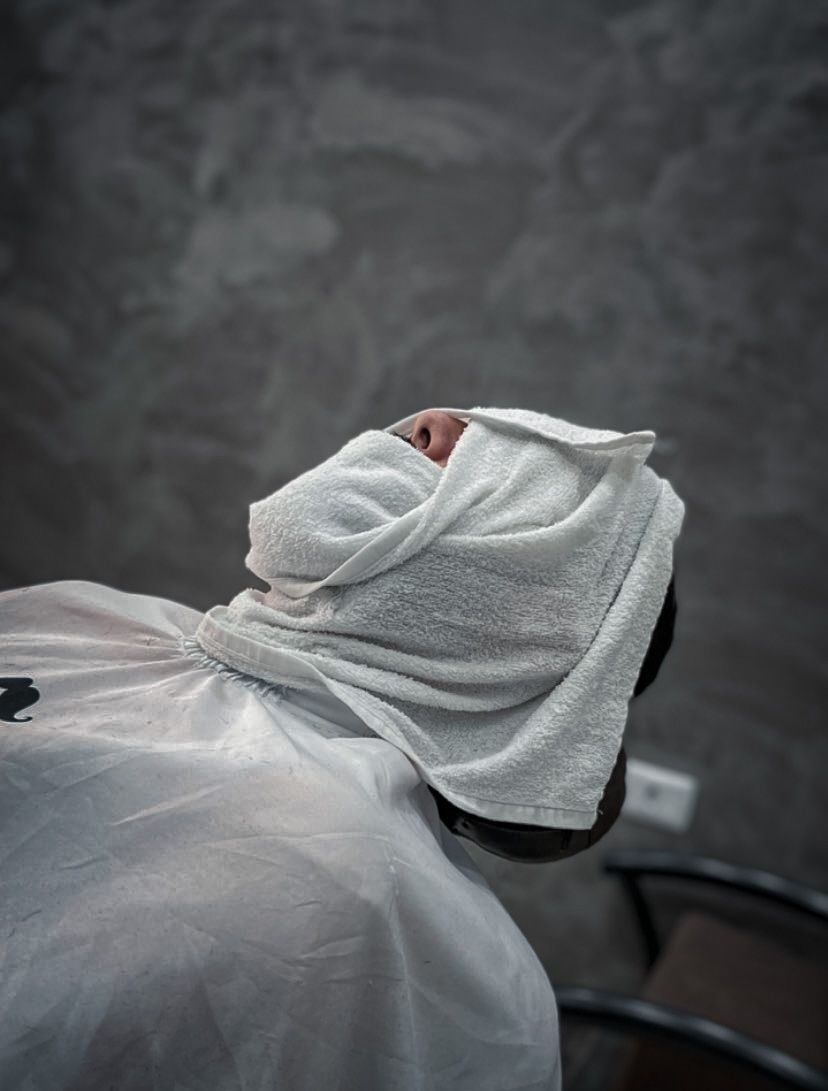 Professionelles Piercing Studio